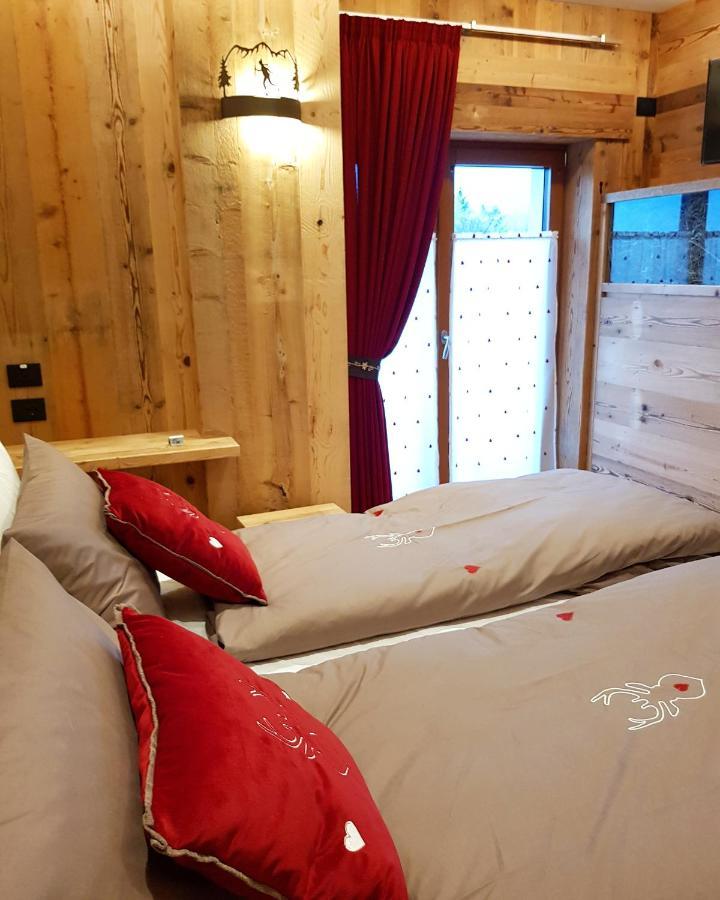 Agriturismo La Giasena Ponte nellʼAlpi Kültér fotó