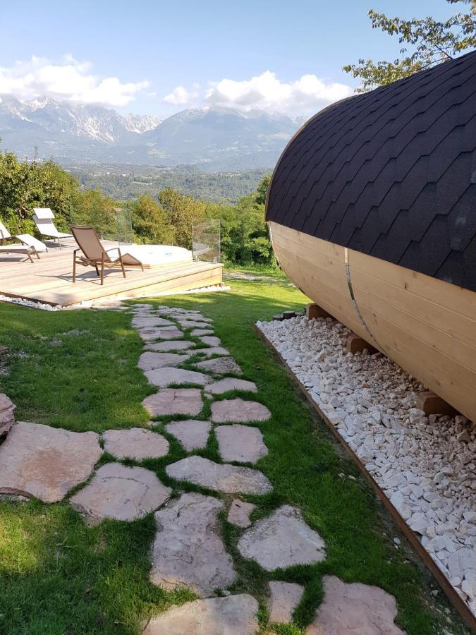 Agriturismo La Giasena Panzió Ponte nellʼAlpi Kültér fotó