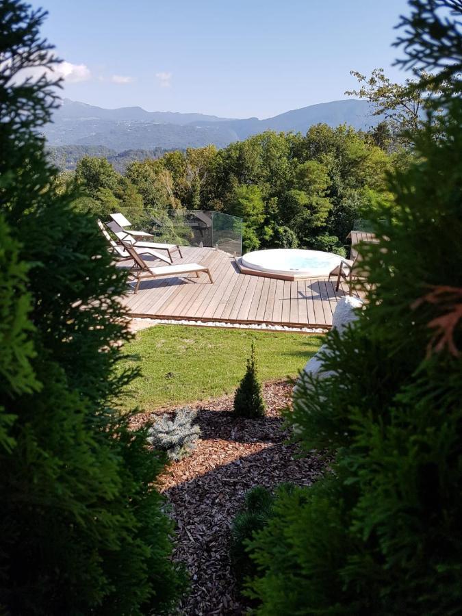 Agriturismo La Giasena Panzió Ponte nellʼAlpi Kültér fotó