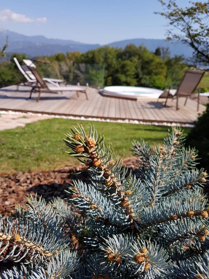 Agriturismo La Giasena Panzió Ponte nellʼAlpi Kültér fotó