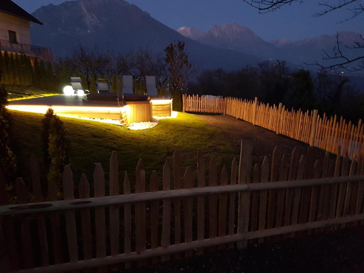 Agriturismo La Giasena Panzió Ponte nellʼAlpi Kültér fotó