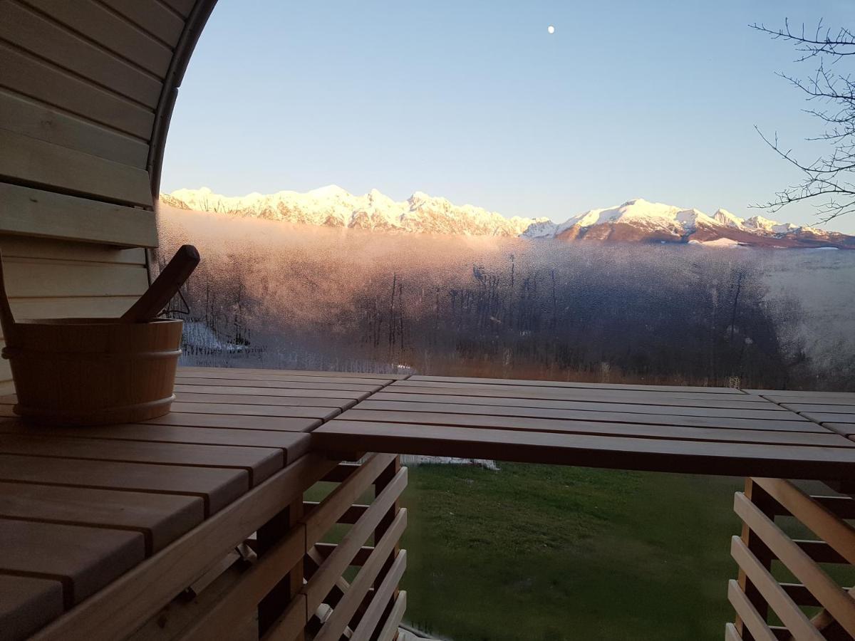 Agriturismo La Giasena Panzió Ponte nellʼAlpi Kültér fotó