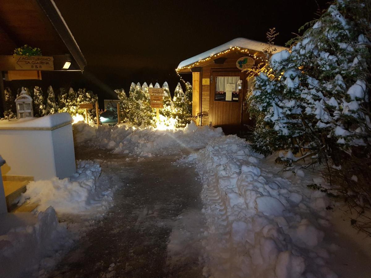 Agriturismo La Giasena Panzió Ponte nellʼAlpi Kültér fotó